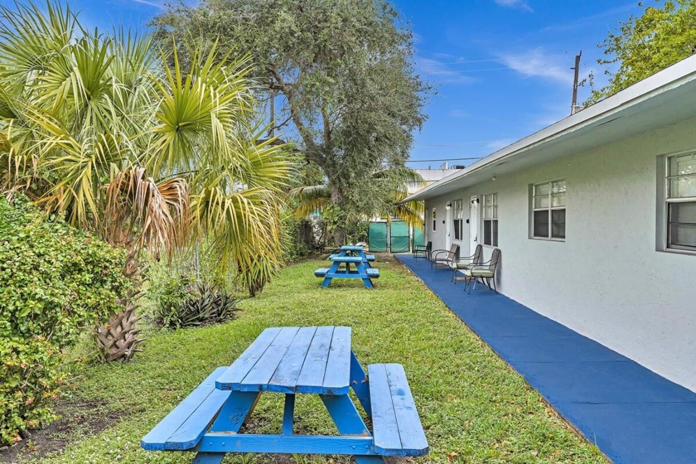Modern 2Br Oasis Mins To Beach & Casino Db2 Dania Beach Exterior photo