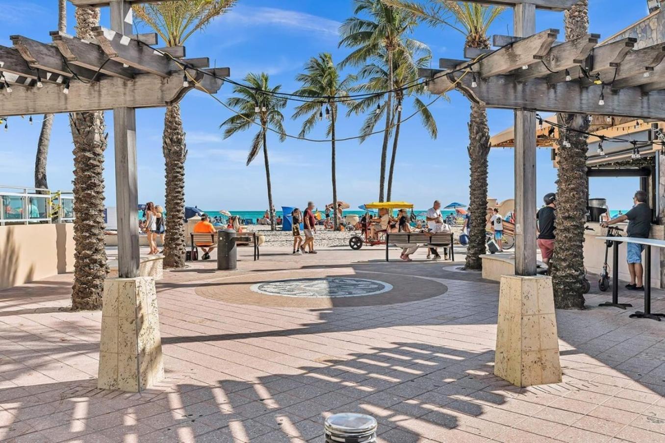 Modern 2Br Oasis Mins To Beach & Casino Db2 Dania Beach Exterior photo