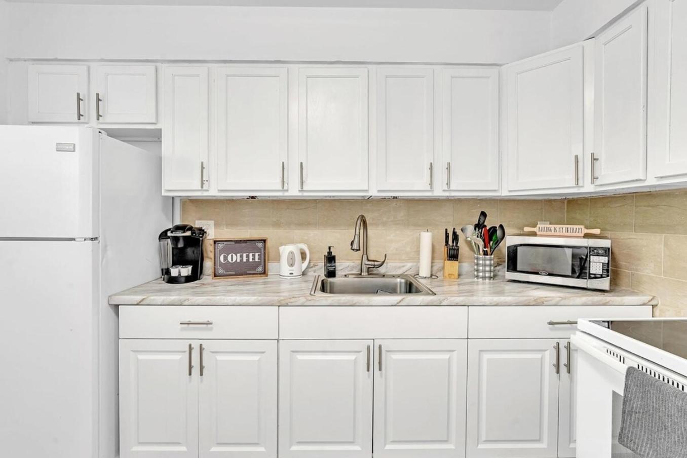 Modern 2Br Oasis Mins To Beach & Casino Db2 Dania Beach Exterior photo